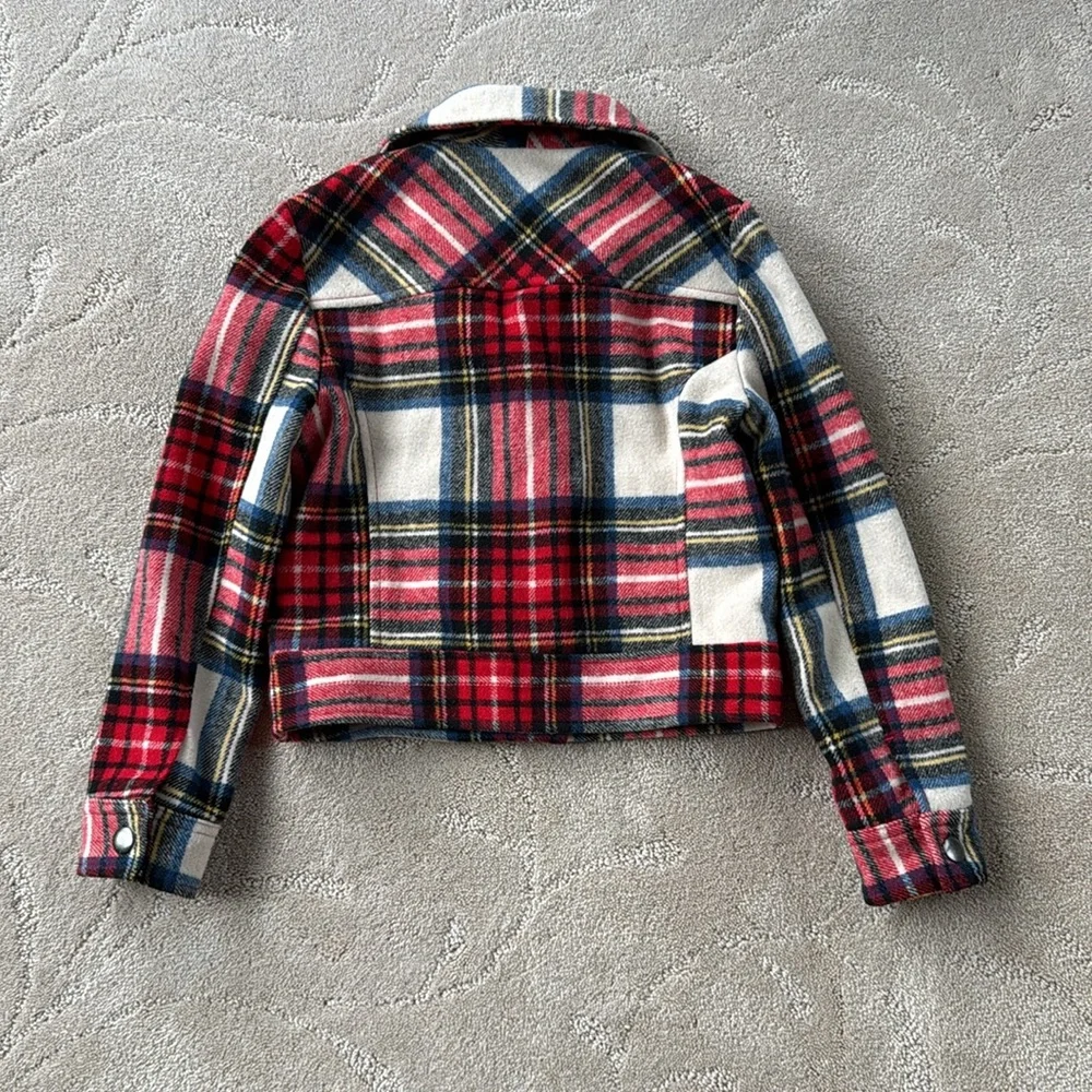 Girls Plaid Fall Jacket Size 8, Arizona Jeans Brand, Zipper & Snap Closures.